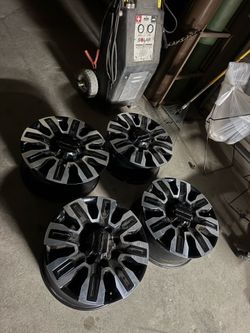 2025 sierra denali 2500 wheels 8 lug
