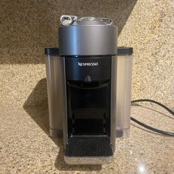  Nespresso Coffe Maker