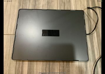 Wall mounted Pet heater