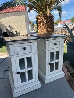 2 Tresanti Sloane Chairside Table with Power