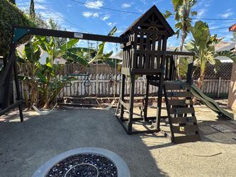 Swing Set - FREE