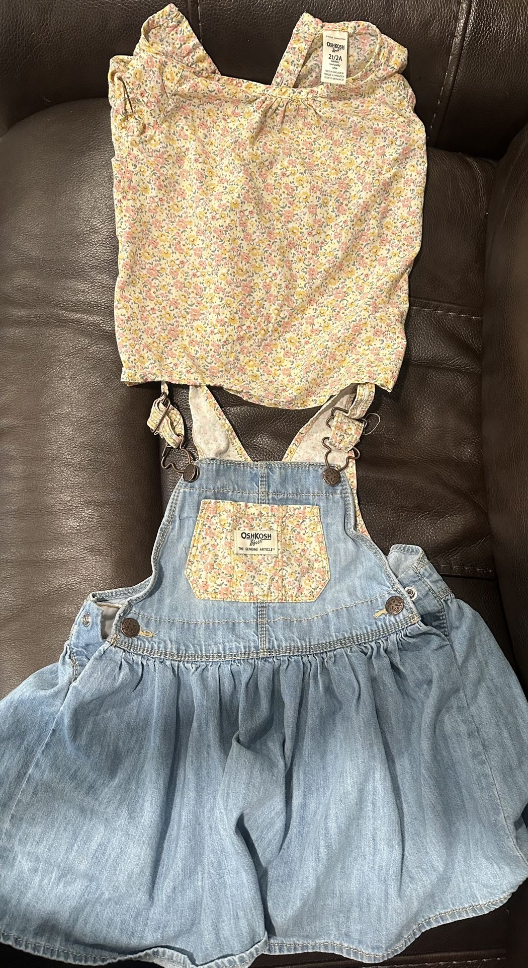 Oshkosh Toddler girl overall dress Size 3t And Top 2t