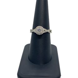 14K White Gold and Diamond Women's Engagement Ring Size 7, 3.5 Grams