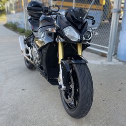 BMW S1000R 2019