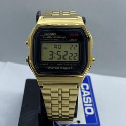 Casio Watch Brand New Item Unisex For Men Teen or Ladies Too  Size  Plastic Rubber Digital Alarm  34mm Diameter Stainless Steel For Work Watch  Classi