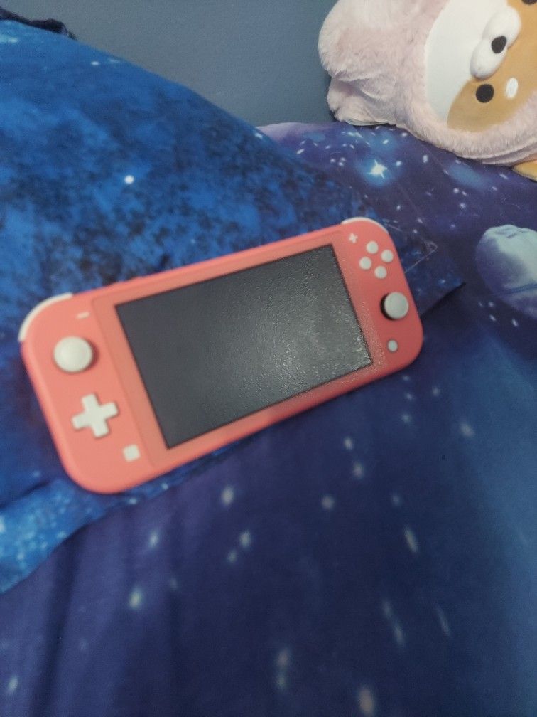 Used Nintendo Switch Lite Pink