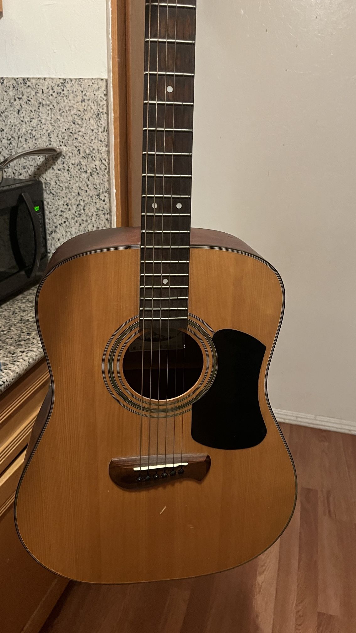 Olympia Guitar