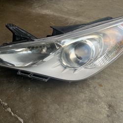 2013 Hyundai Sonata R/L Headlight OEM