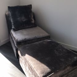 Pottery Barn “like” lounge living Room Chair + Ottoman + Pillow