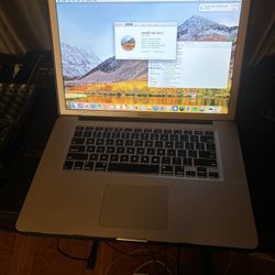 MacBook Pro READY TO USE!!! 