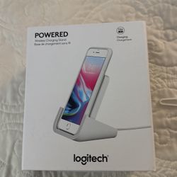 Logitech Wireless Charging Stand iPhone 8 or Later