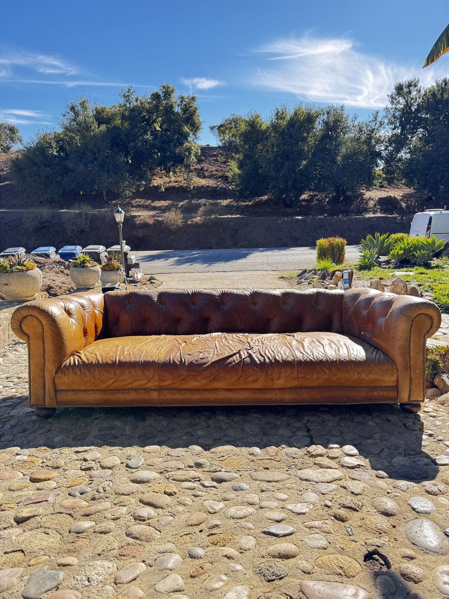VINTAGE CAMEL TUFTED LEATHER SOFA W/ OTTOMAN