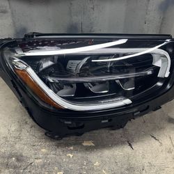 2020 2021 2022 Mercedes-Benz GLC300 Right Passenger Side LED Headlight OEM