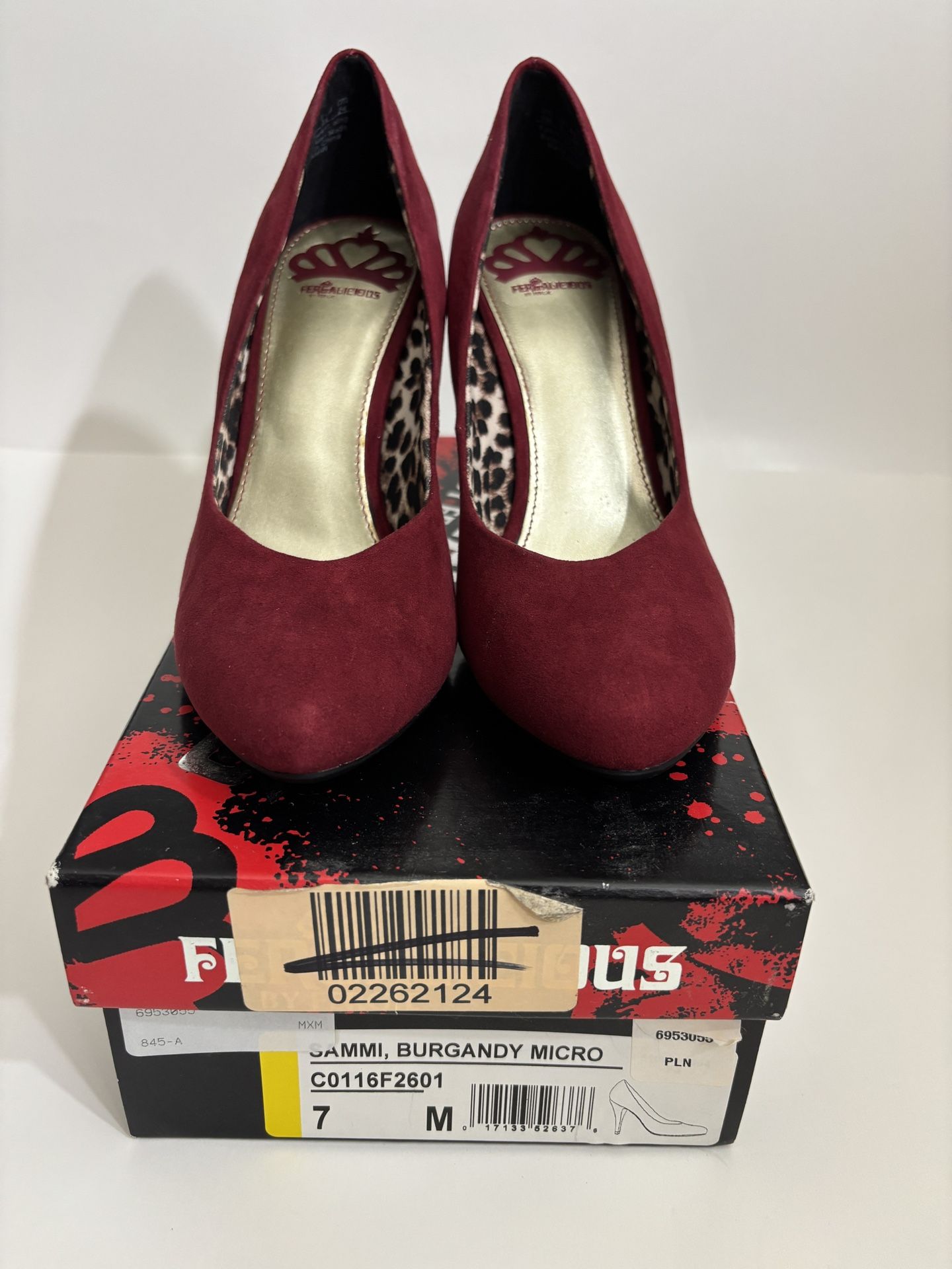 Fergalicious Sammi Burgandy Red Suede Pumps Heels size 7M