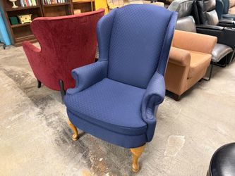 BROYHILL Navy Blue Scalloped Fan Fabric Wingback Chair
