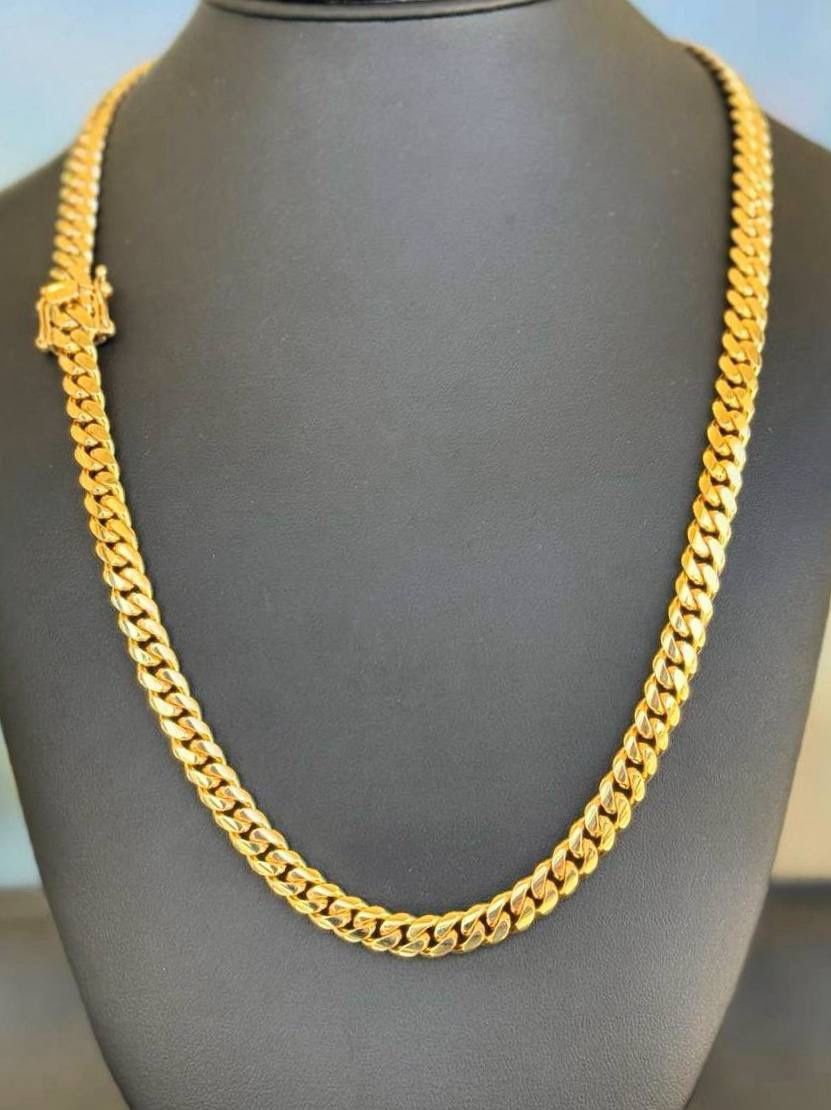 Jewelry Brand New 10k solid yellow gold Miami Cuban link style 24” Chain Necklace 108.1 grams 8mm