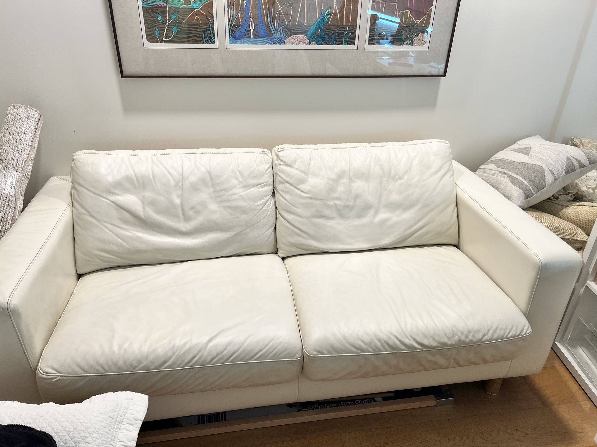 Natuzzi Real White Leather Couch Pull Out Bed 