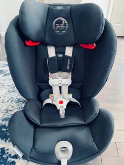 Cybex Car Seat  2pcs