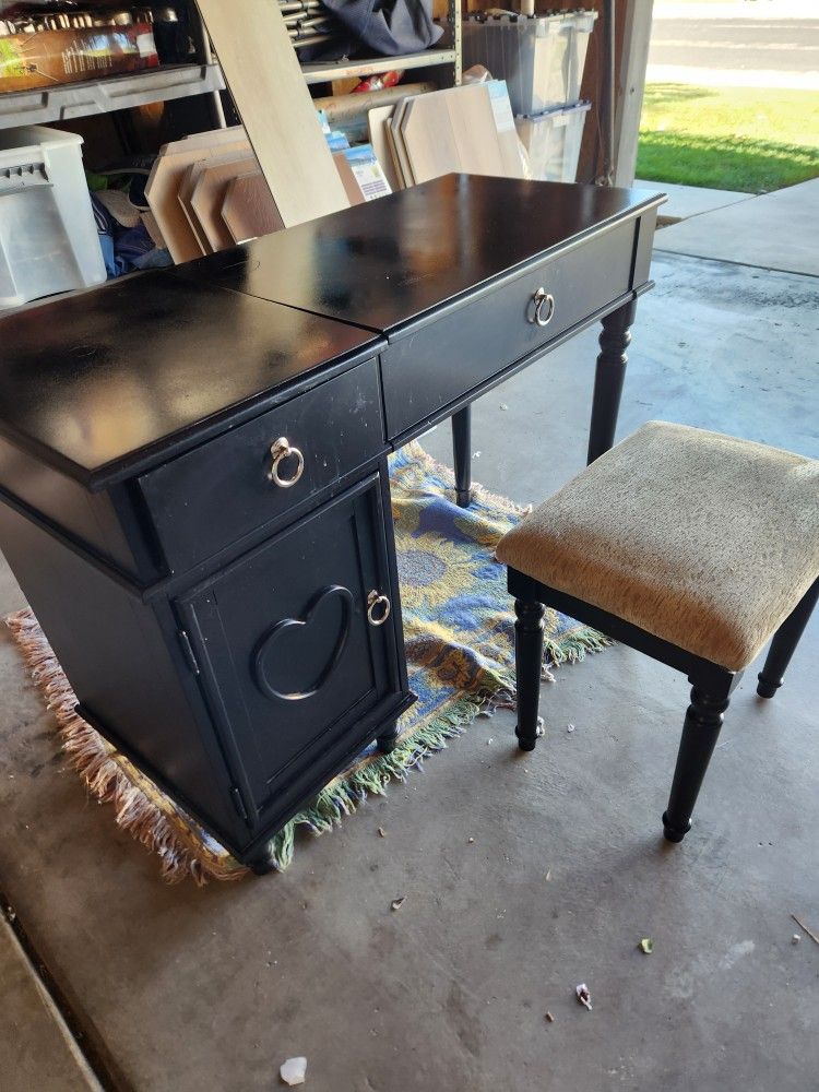 Vanity With Built-in Mirror And Chair