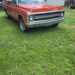 1969 Chevrolet Custom C10