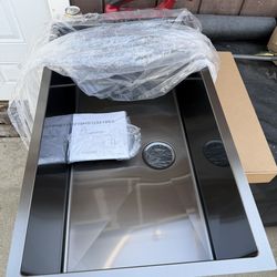 Kitchen sink & kitchen faucet