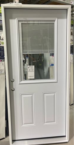 32x80 back door with blinds