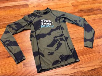 Billabong Rash Guard Long Sleeve Swim Shirt SPF 50+ UV Protection