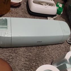 Cricut 