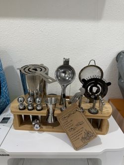 Drink Shaker Set