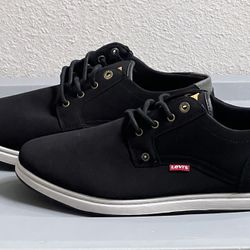 Brand New Men’s Suede Levi’s Loafers 