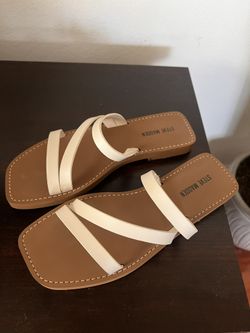 Steve Madden Sandals W Size 7 (Bone) NEW