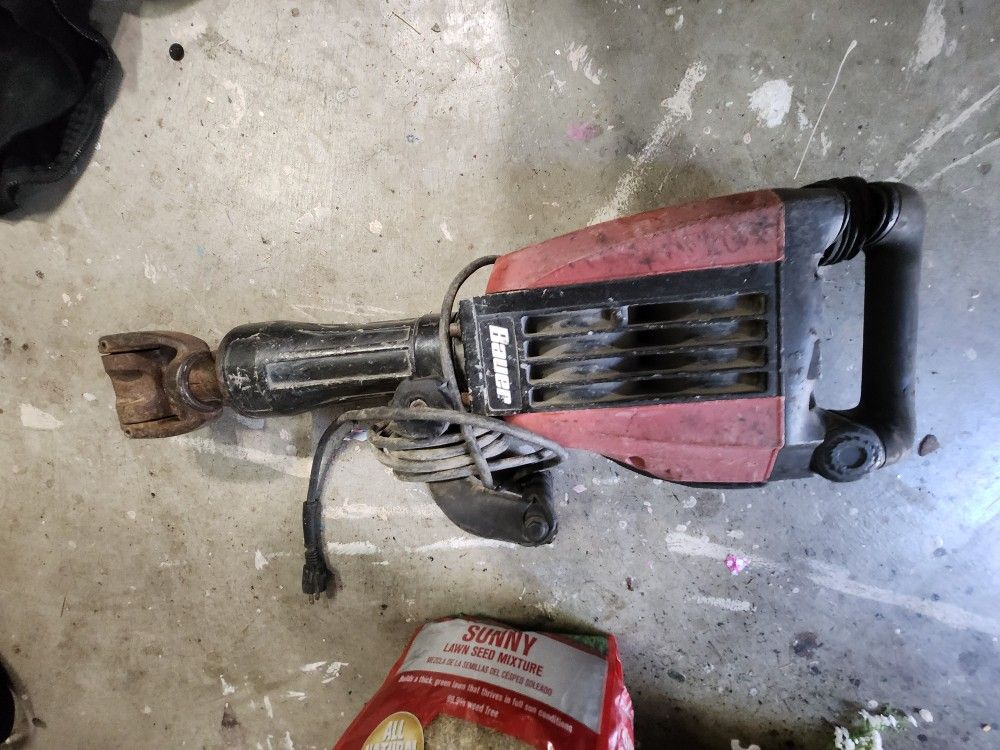 Demo Hammer