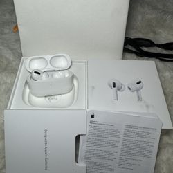 Oem Apple aiprods pro case + Left Earbuds + extras