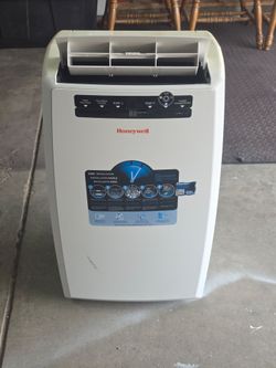 Honeywell 10,000 BTU Portable Air Conditioner (MN10CESWW) - Complete Kit