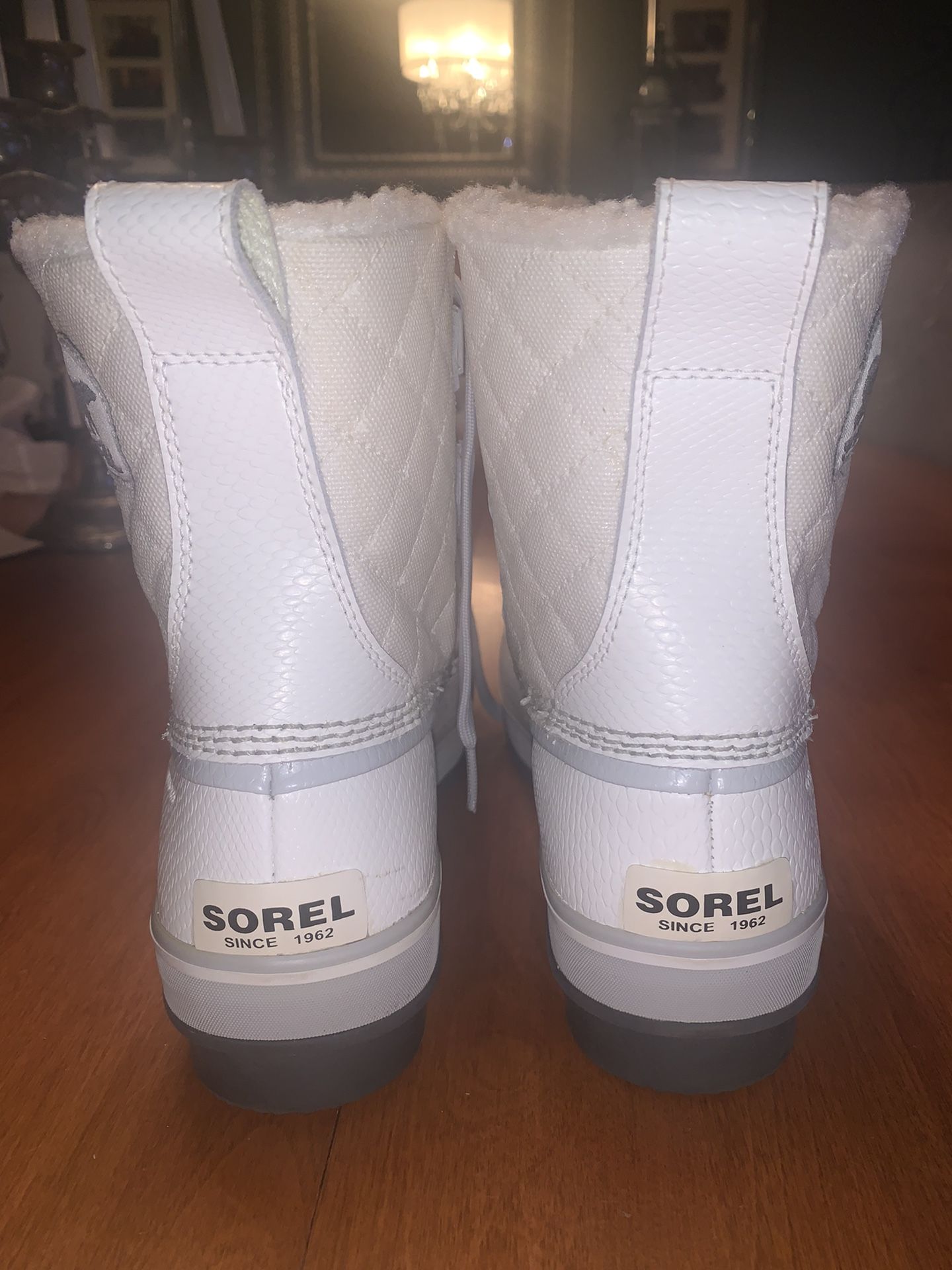 White/Light Gray Sorel Snow Boots Size 8. New with Box!