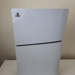 PS5 Slim with 1 TB SSD