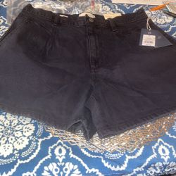 Universal thread size 10 charcoal color shorts