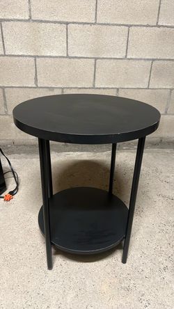 Table  like 2 1/2 foot tall and 1 1/2 wide