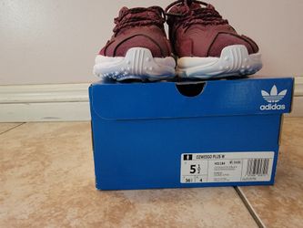 5 1/2 Women's Shoes Adidas