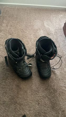 Burton snow boots