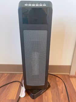 Hunter HPQ15C-EA 1500W Digital Ceramic Tower Heater with Remote Control,  24, Black for Sale in Fort Lewis, WA - OfferUp