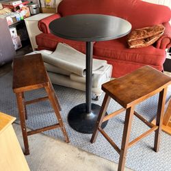 Bistro Table & Bar Stools
