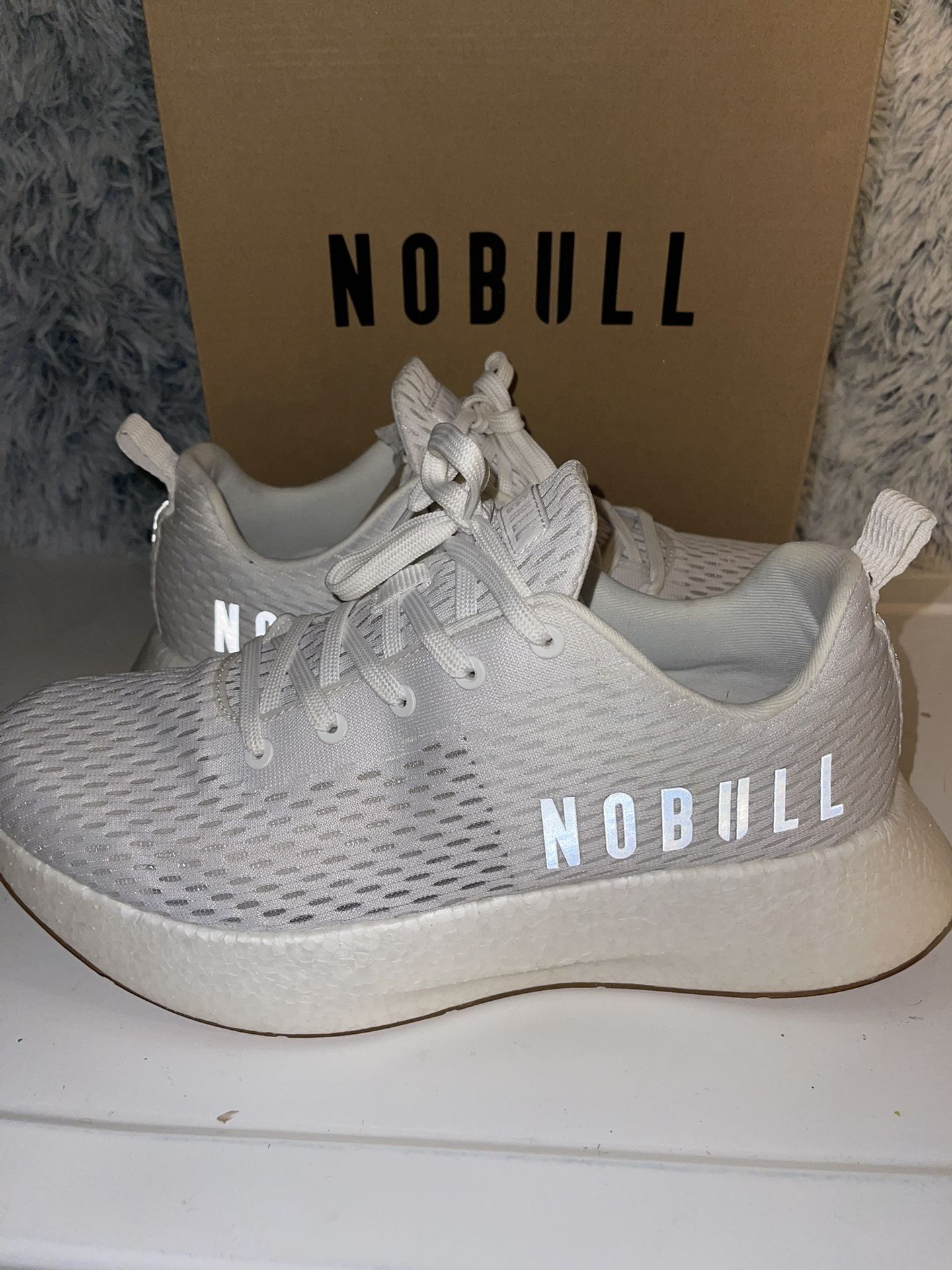 Nobull Runner + White/Gum