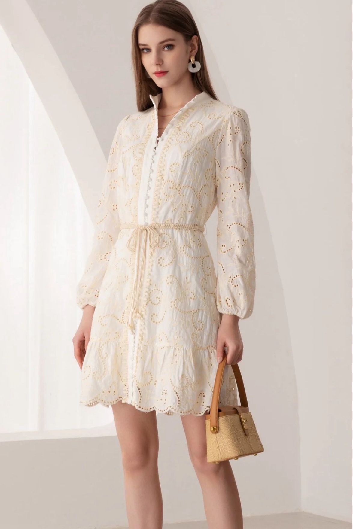 Vintage-Inspired White Embroidered Mini Dress – Size M