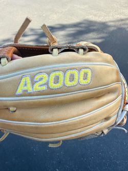 Wilson A2000 Baseball Glove
