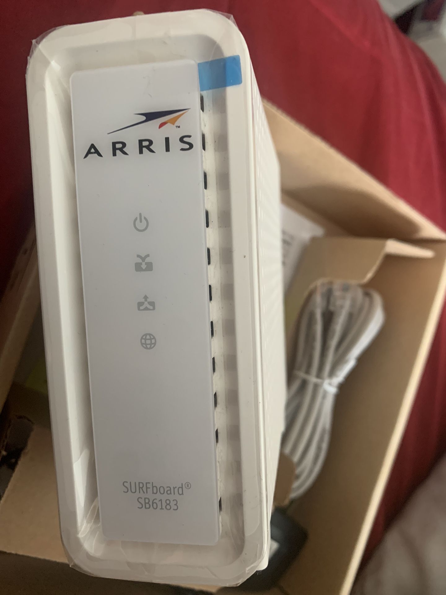 ARRIS - SURFboard SB6183 16 x 4 DOCSIS 3.0 Cable Modem - White