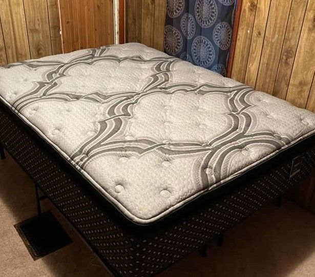 Queen Mattress Peaceful Nights $25 Payment Plan Available