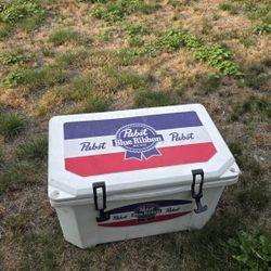 grizzly camping cooler