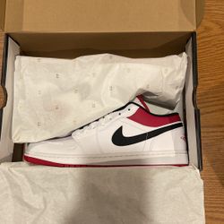 Jordan 1 Low White University Red Black