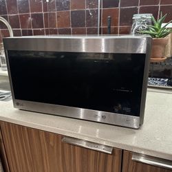 LG Microwave